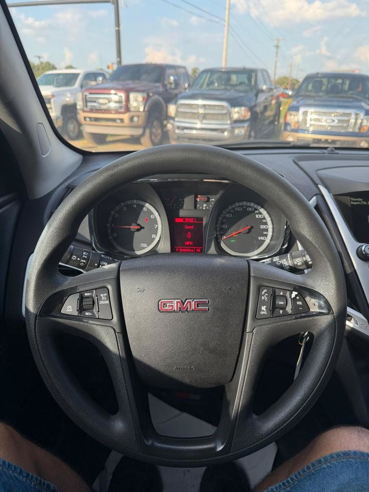 Used 2015 GMC Terrain SLE FWD image 13
