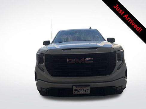 Used 2022 GMC Sierra 1500 Elevation image 4