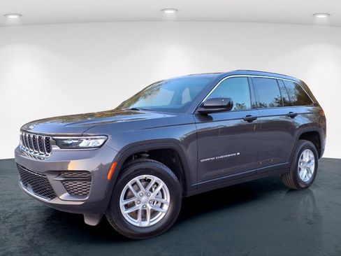 New 2026 Jeep Grand Cherokee Laredo X AWD/4WD image 2