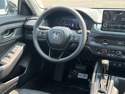 New 2025 Honda Accord SE image 24