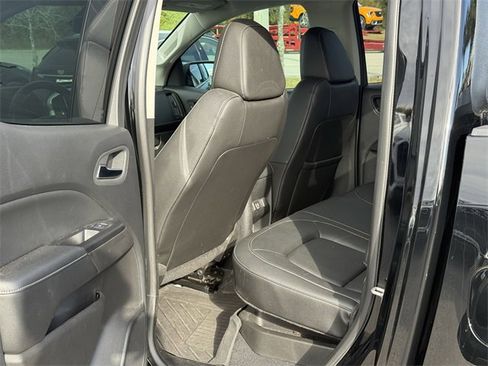 Used 2020 GMC Canyon SLT w/ Driver Alert Package image 29