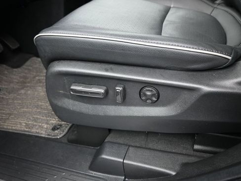 Certified 2025 Honda Odyssey Elite image 18