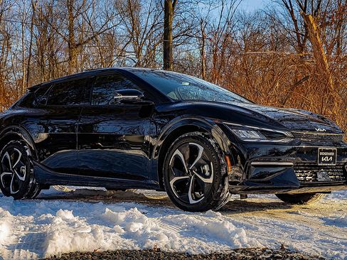 Certified 2024 Kia EV6 GT-Line image 18