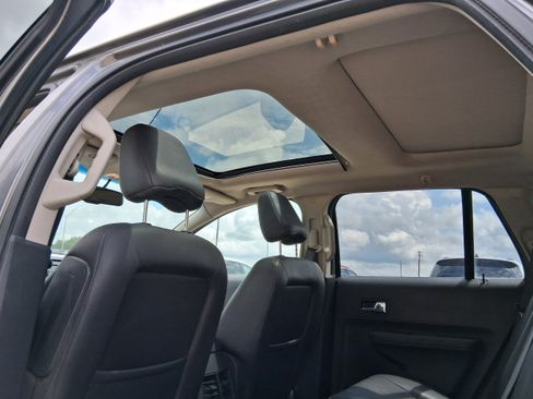 Used 2010 Ford Edge Limited FWD image 11