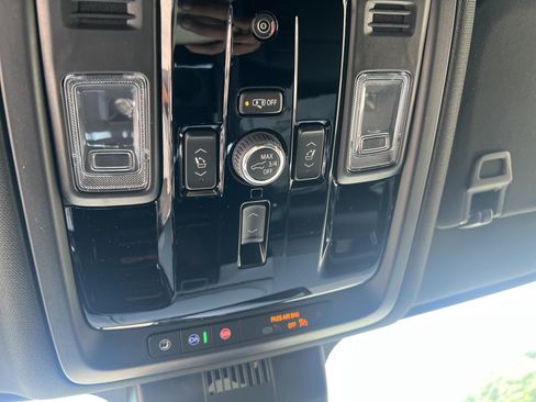New 2026 GMC Yukon Denali AWD/4WD image 12