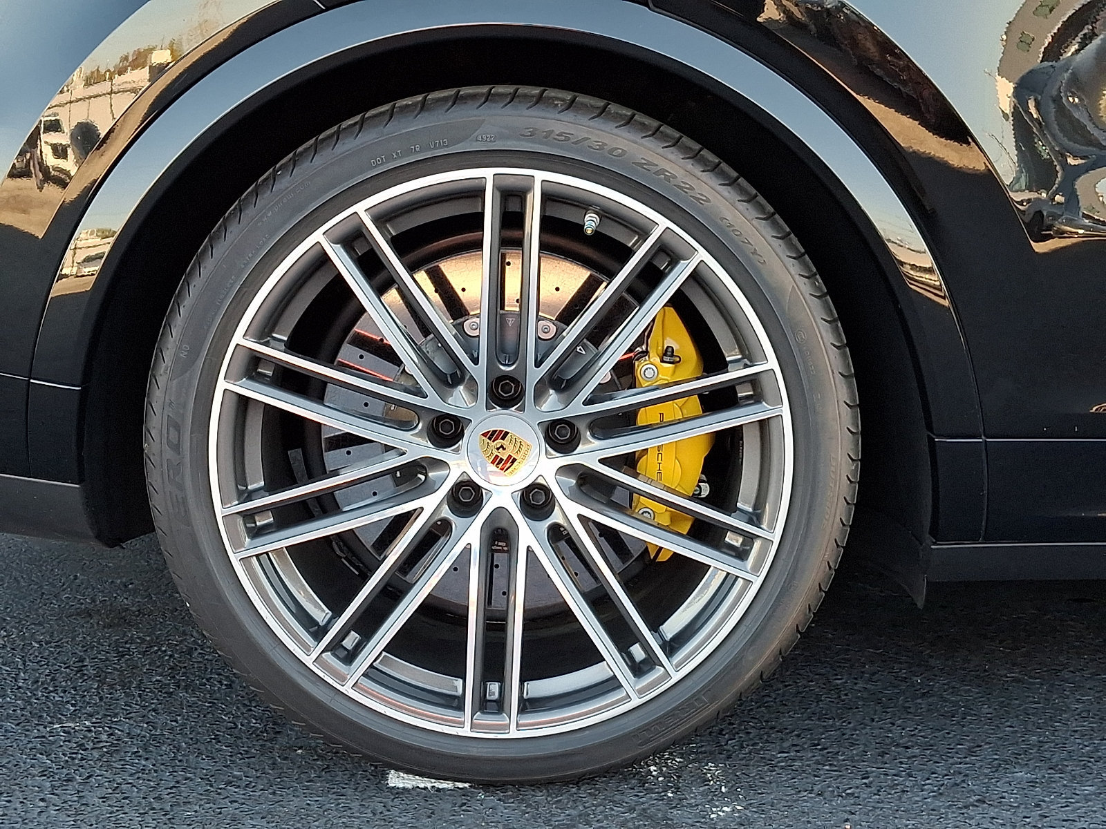 Certified 2023 Porsche Cayenne Turbo S AWD/4WD image 12
