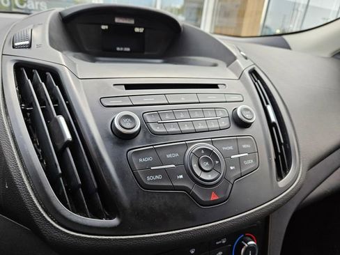 Used 2017 Ford Escape S FWD image 21