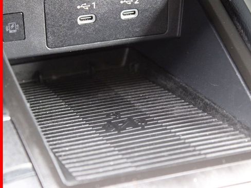 Certified 2025 Nissan Kicks SR w/ Illumination Package image 38