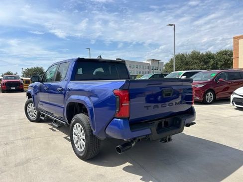 Used 2025 Toyota Tacoma SR5 RWD image 6