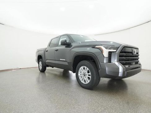 New 2026 Toyota Tundra SR5 AWD/4WD image 21