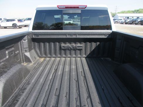 New 2026 GMC Sierra 1500 SLT w/ SLT Premium Plus Package AWD/4WD image 7