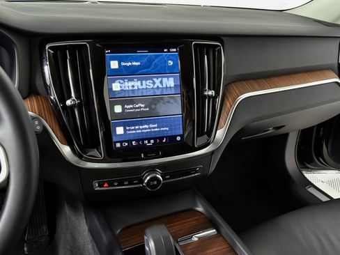 Certified 2025 Volvo V60 B5 Cross Country Plus image 14