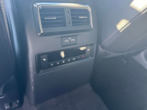 Certified 2025 MAZDA CX-90 3.3 Turbo w/ Premium Plus Pkg image 46