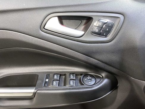 Used 2016 Ford Escape Titanium AWD/4WD image 23