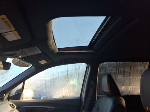 Used 2023 Honda Passport TrailSport image 17