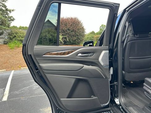 Used 2024 Cadillac Escalade Sport Platinum w/ Heavy-Duty Trailer Package AWD/4WD image 63