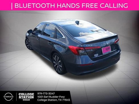 Used 2022 Honda Civic EX image 4