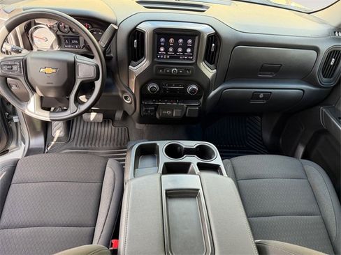 Certified 2025 Chevrolet Silverado 1500 Custom image 10