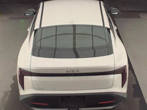 Used 2025 Kia K4 LXS image 4