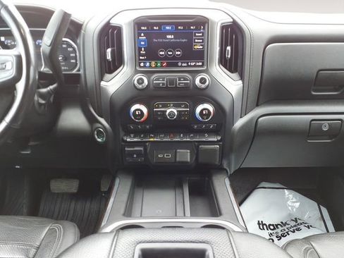 Used 2020 GMC Sierra 2500 Denali w/ Denali Ultimate Package AWD/4WD image 11