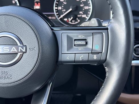 Used 2023 Nissan Pathfinder Platinum AWD/4WD image 9