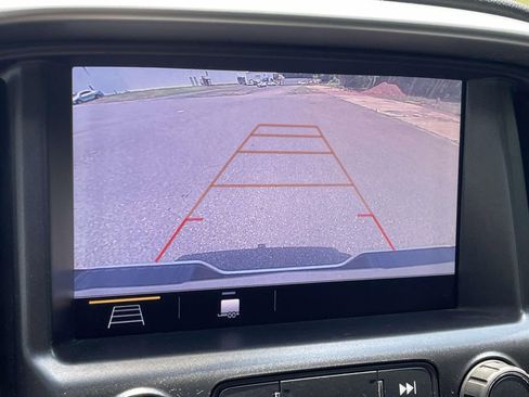 Used 2019 Chevrolet Colorado LT w/ LT Convenience Package RWD image 24