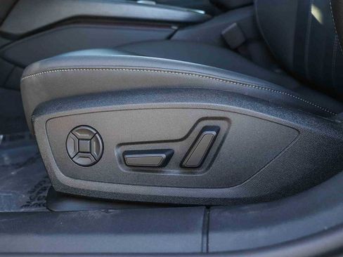 Used 2025 Audi A5 2.0T Premium image 25