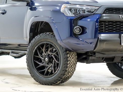 Used 2016 Toyota 4Runner Trail image 3