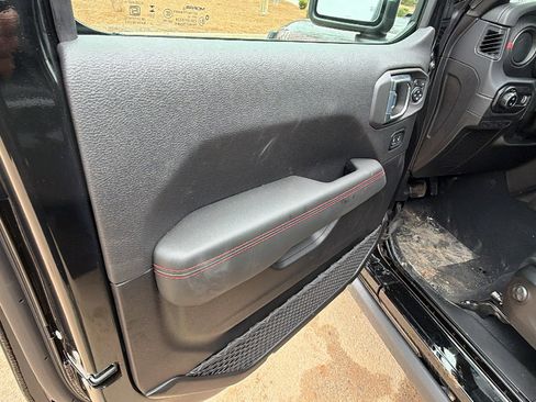 New 2026 Jeep Gladiator Rubicon image 14