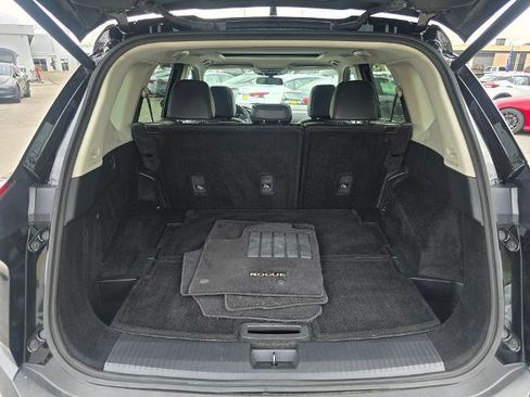 Certified 2022 Nissan Rogue SL w/ SL Premium Package image 15