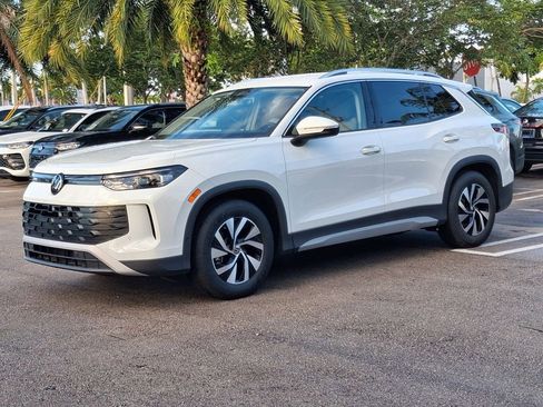 New 2026 Volkswagen Tiguan S image 3