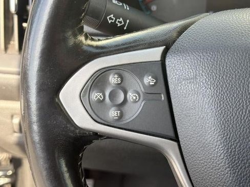 Used 2020 Chevrolet Colorado LT w/ Safety Package RWD image 24
