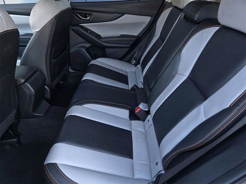 Used 2019 Subaru Crosstrek 2.0i Limited w/ Popular Package #4 image 12