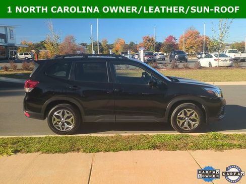 Used 2024 Subaru Forester Premium image 15