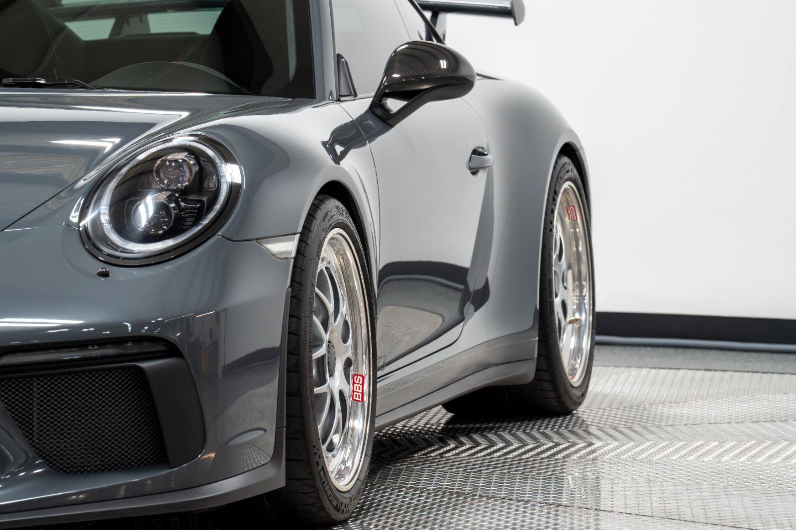 Used 2018 Porsche 911 GT3 RWD image 9