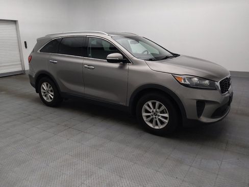 Used 2019 Kia Sorento AWD w/ LX Convenience Package image 11
