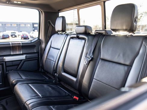 Used 2017 Ford F150 Lariat w/ Equipment Group 502A Luxury image 31