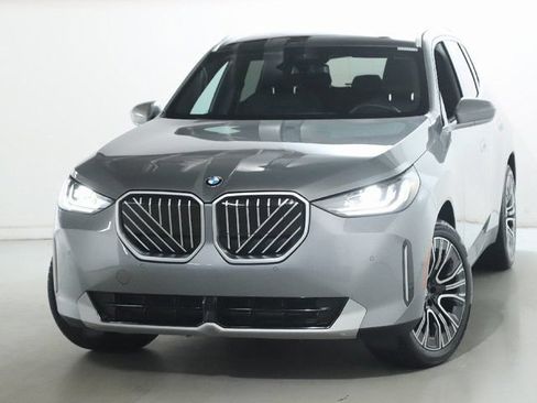 Used 2026 BMW X3 xDrive30i w/ Convenience Package AWD/4WD image 3