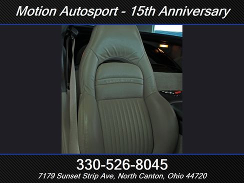 Used 2004 Chevrolet Corvette Coupe w/ Preferred Equipment Group RWD image 37