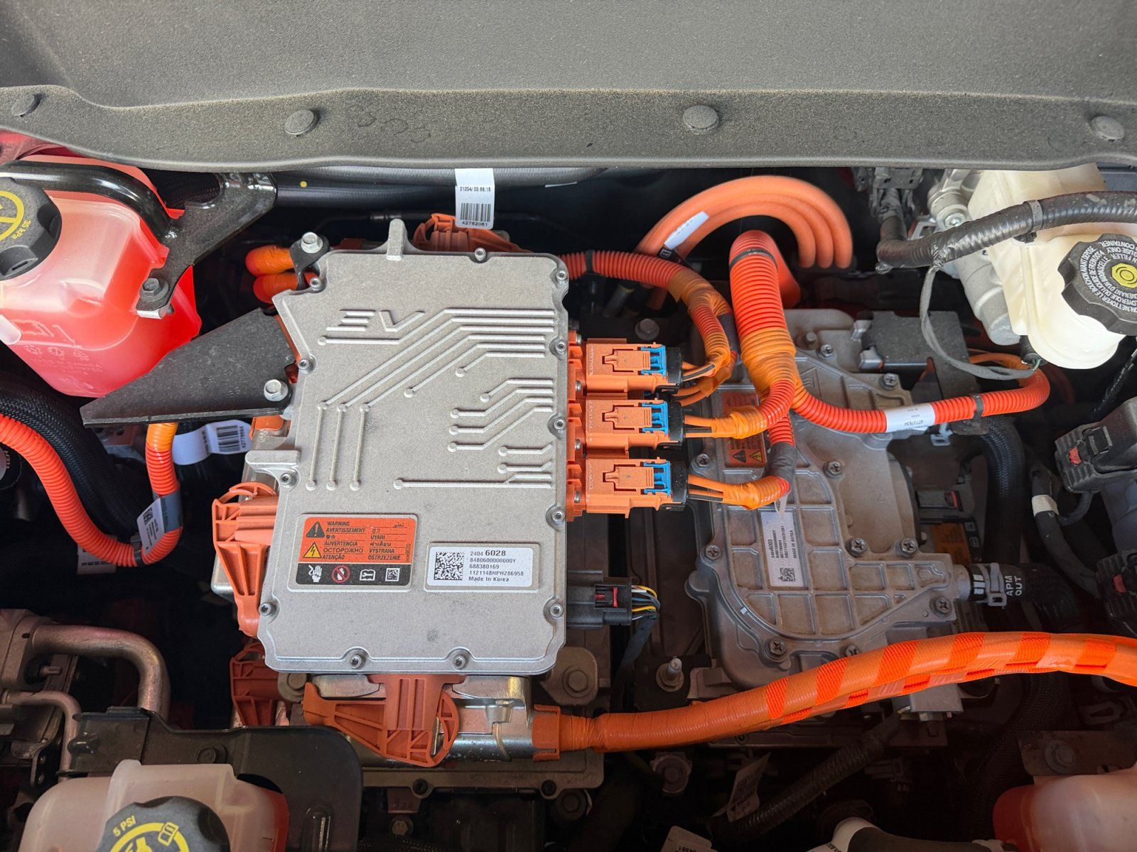 Used 2022 Chevrolet Bolt EUV LT w/ Convenience Package FWD image 22