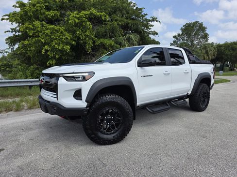 Used 2024 Chevrolet Colorado ZR2 w/ ZR2 Bison Edition AWD/4WD image 1