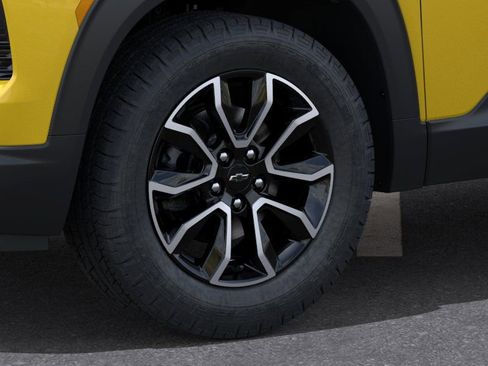 New 2025 Chevrolet TrailBlazer ACTIV w/ Convenience Package FWD image 9