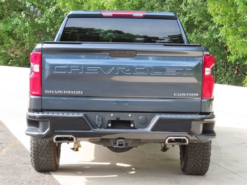 Certified 2021 Chevrolet Silverado 1500 Custom Trail Boss AWD/4WD image 5