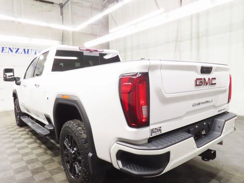 Used 2022 GMC Sierra 3500 Denali w/ Denali Ultimate Package image 5