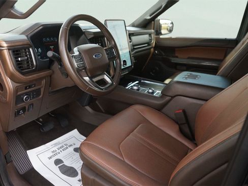 Used 2022 Ford Expedition Max King Ranch AWD/4WD image 8