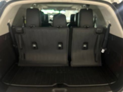 Used 2024 Nissan Pathfinder Platinum AWD/4WD image 26