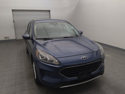 Used 2020 Ford Escape SE FWD image 14