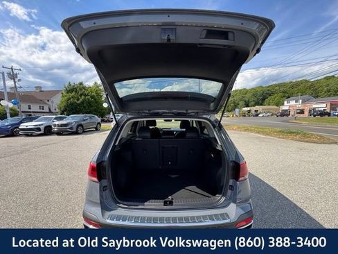Certified 2023 Volkswagen Taos SE w/ Panoramic Sunroof Package AWD/4WD image 19