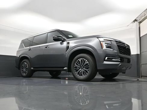 New 2026 Nissan Armada SL w/ Captain's Chari Seat Package AWD/4WD image 15