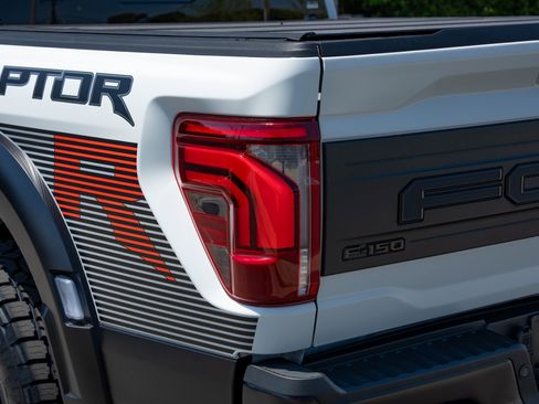 Used 2024 Ford F150 Raptor w/ Equipment Group 803A Raptor R AWD/4WD image 35